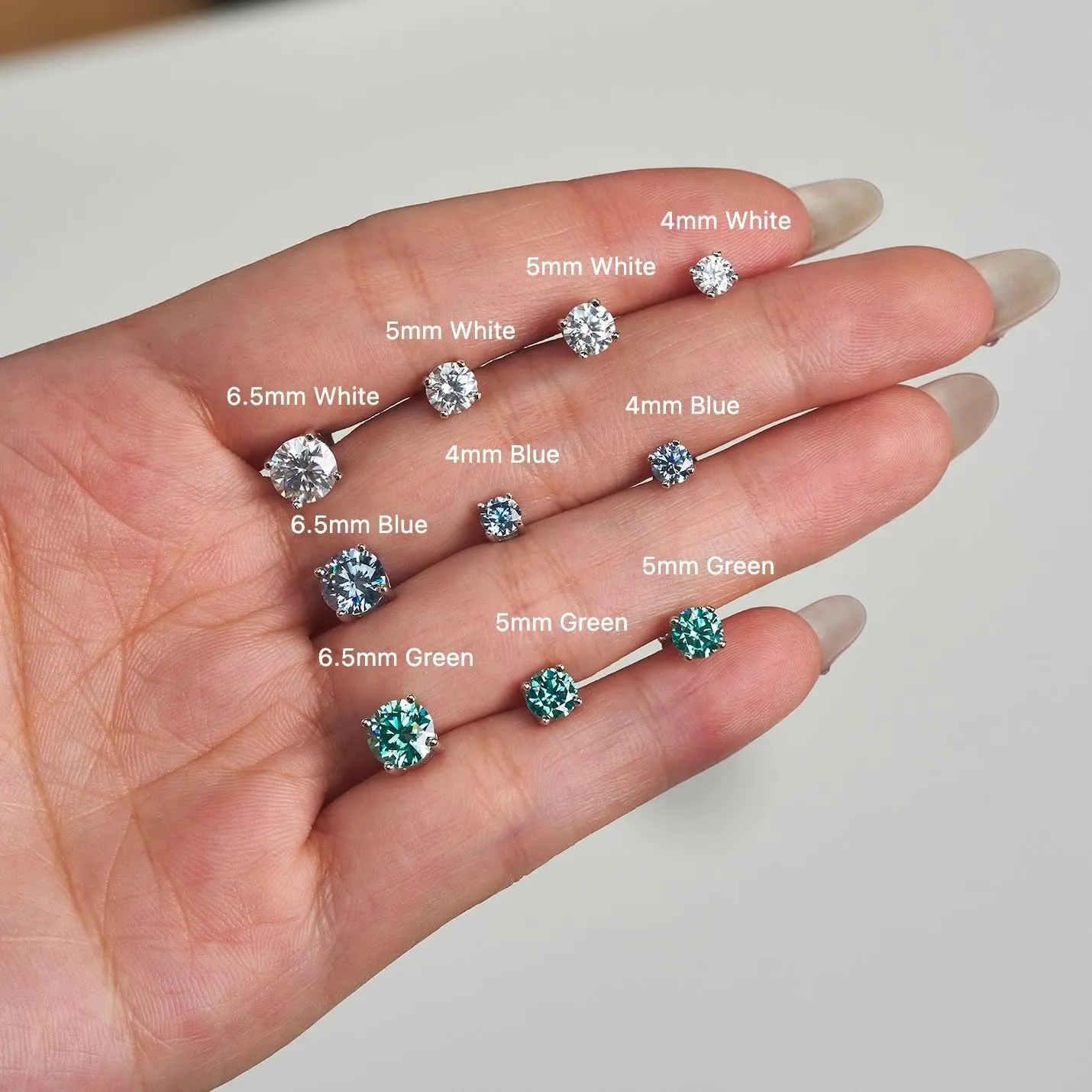 0.6ct/1ct/2ct Moissanite Stud Earrings for Women&Men 925 Sterling Silver Hypoallergenic Flat Back 1 Pair D Color Lab Created Brilliant Round Moissanite Earrings Ideal Gift for Women Men with Certificate