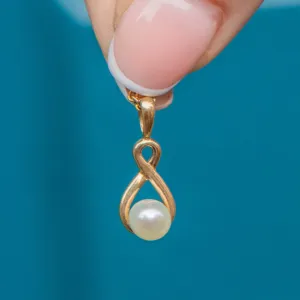 9ct Gold Pearl Twist Charm
