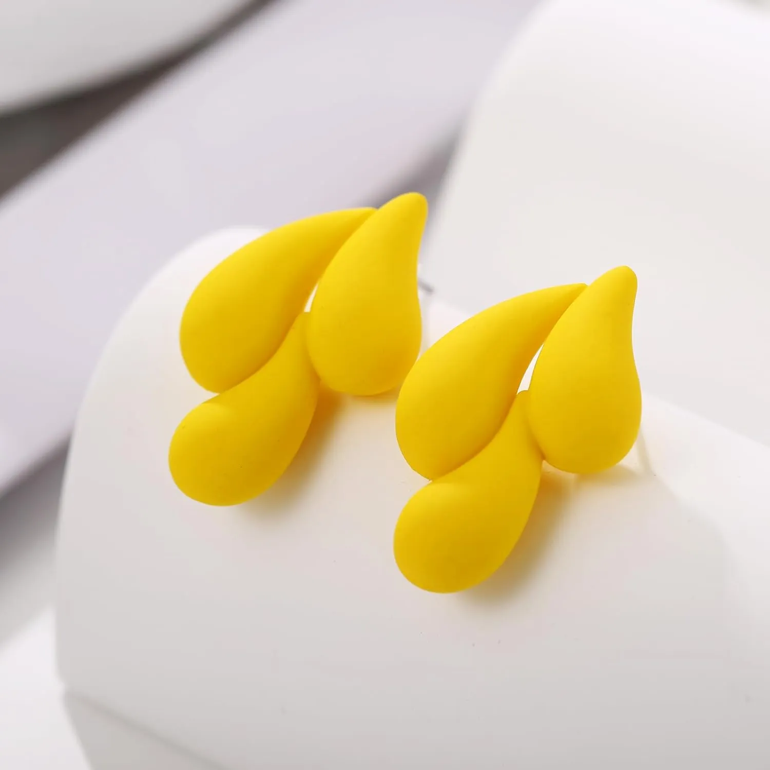 Acrylic Waterdrop Earrings for Women, Colorful Cute Teardrop Stud Earrings Lightweight Trendy Jewelry