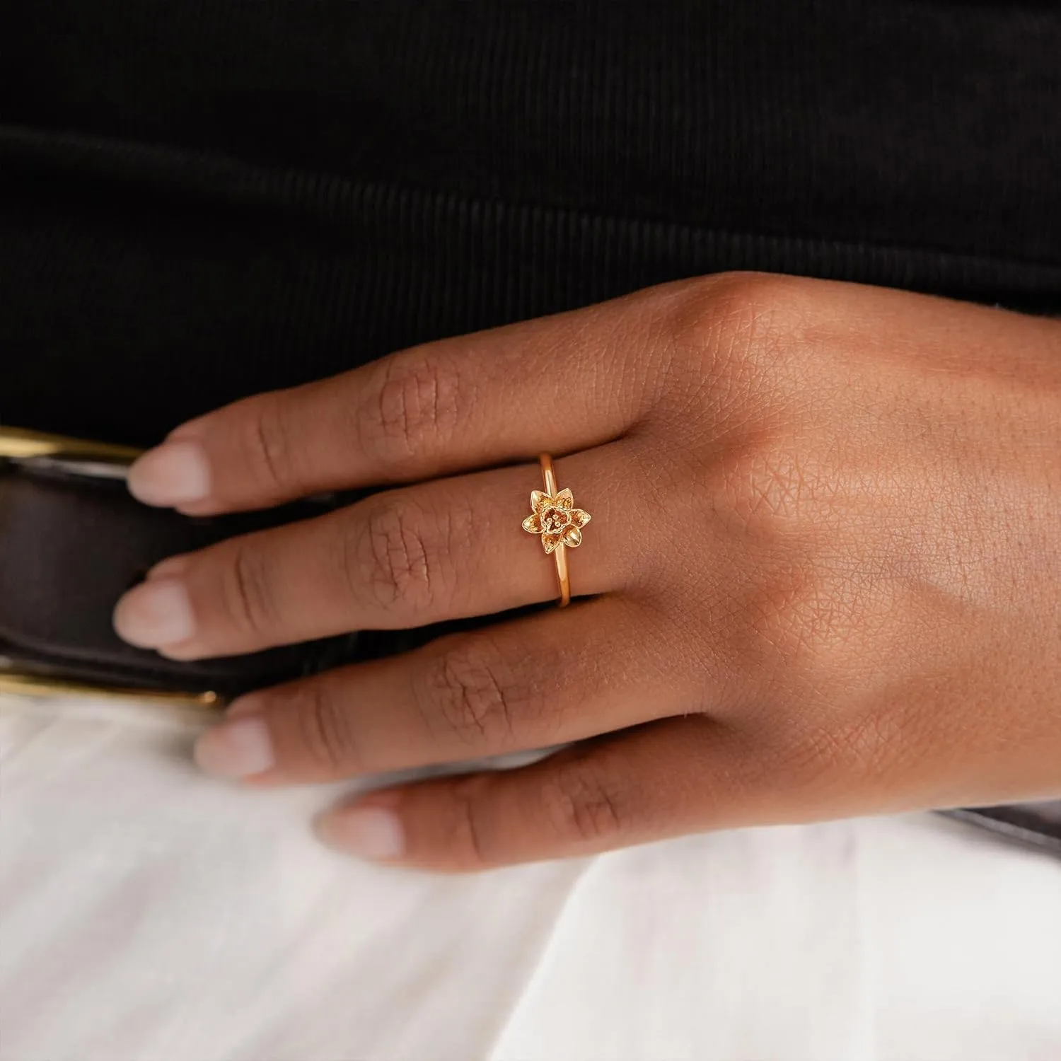 Birth Flower Ring for Women 14K Gold Plated Floral Minimalist Stackable Finger Jewelry Birthday Gifts