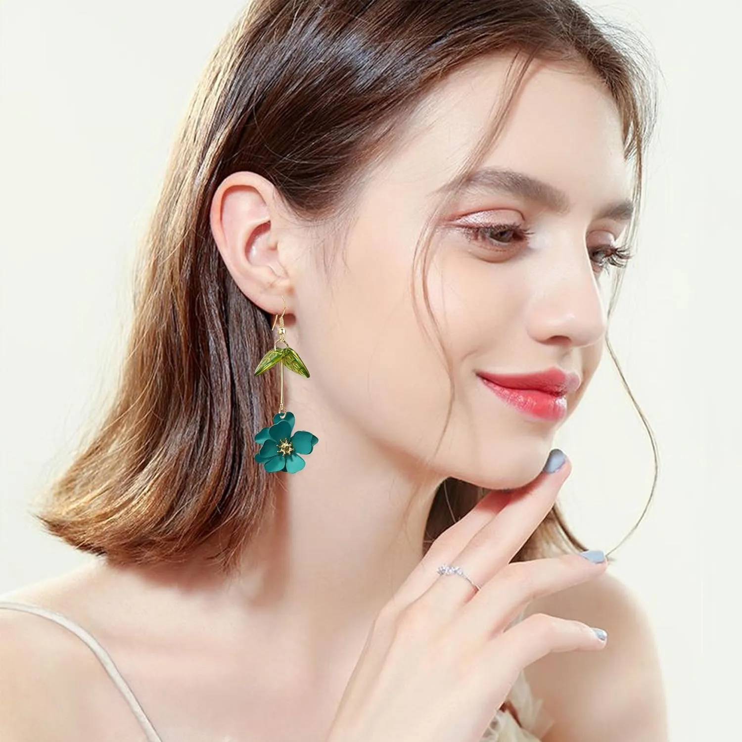 Boho Flower Dangle Earrings Cute Green Leaf Fairy Statement Summer Refreshing Seaside Idyllic Holiday Earrings