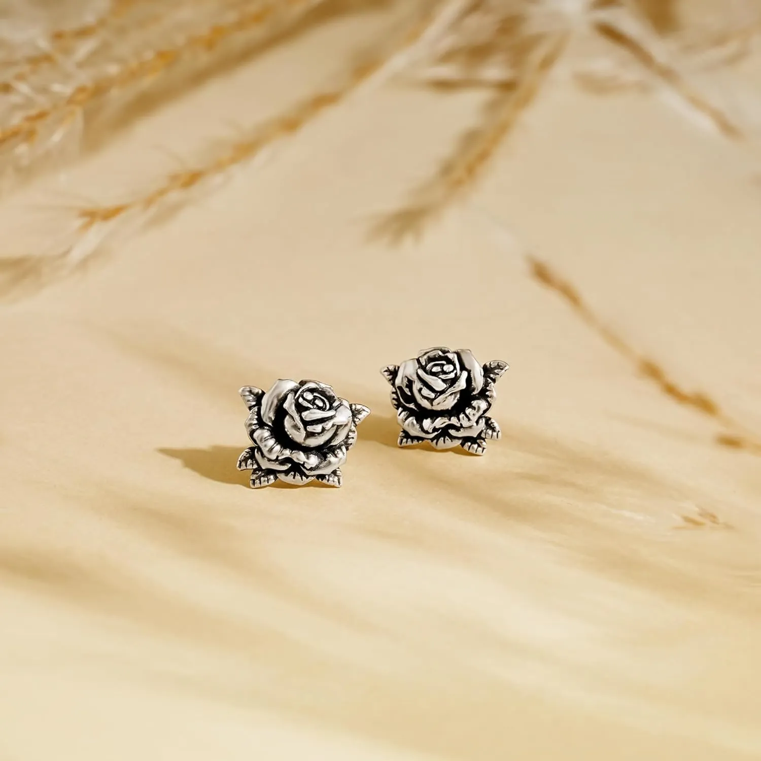 CHIC & ARTSY Sterling Silver Flower Stud Earrings - Dainty, Hypoallergenic Mothers Day Earrings
