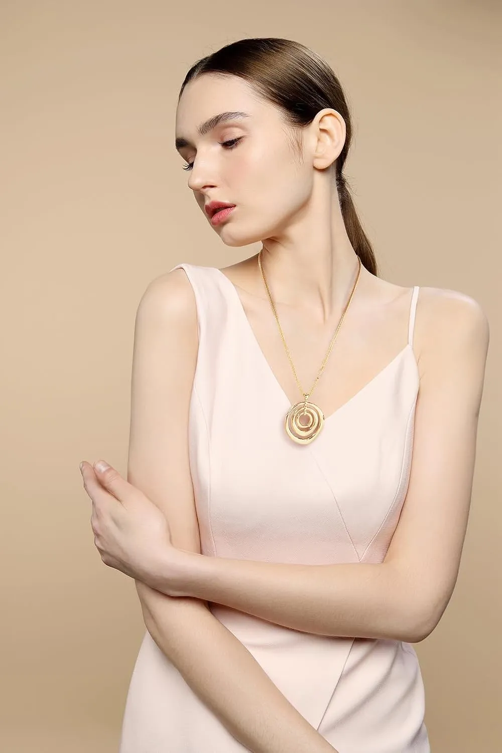 CLASSYZINT Gold Choker Necklace For Women Sun Heart Flower Charms Pendant Necklace Chunky Gold Statement Necklace