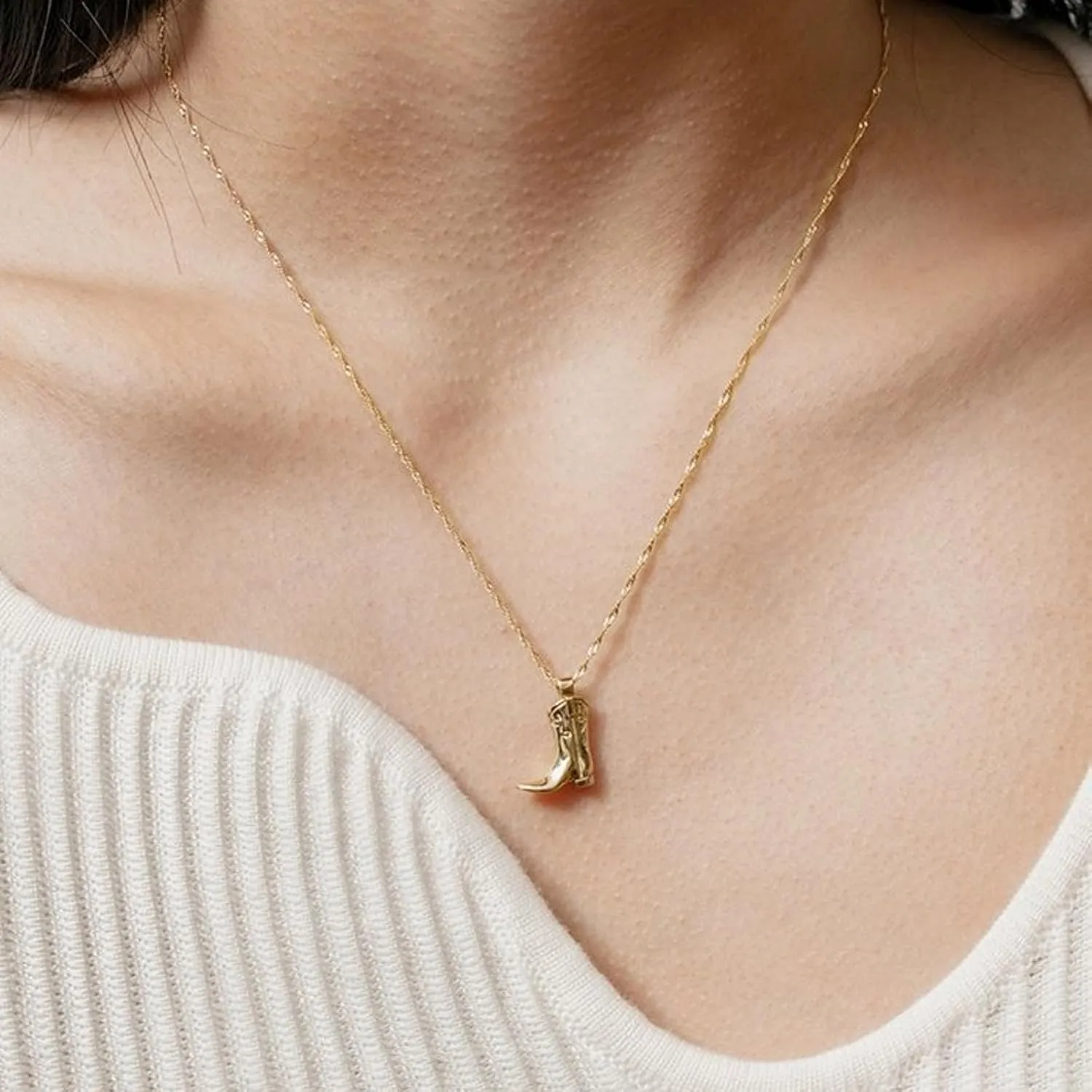 Cowboy Boot Necklace for Women - Western Cowgirl Jewelry Gift, Boot Charm Pendant for Country Music Fans, Cowboy Accessory
