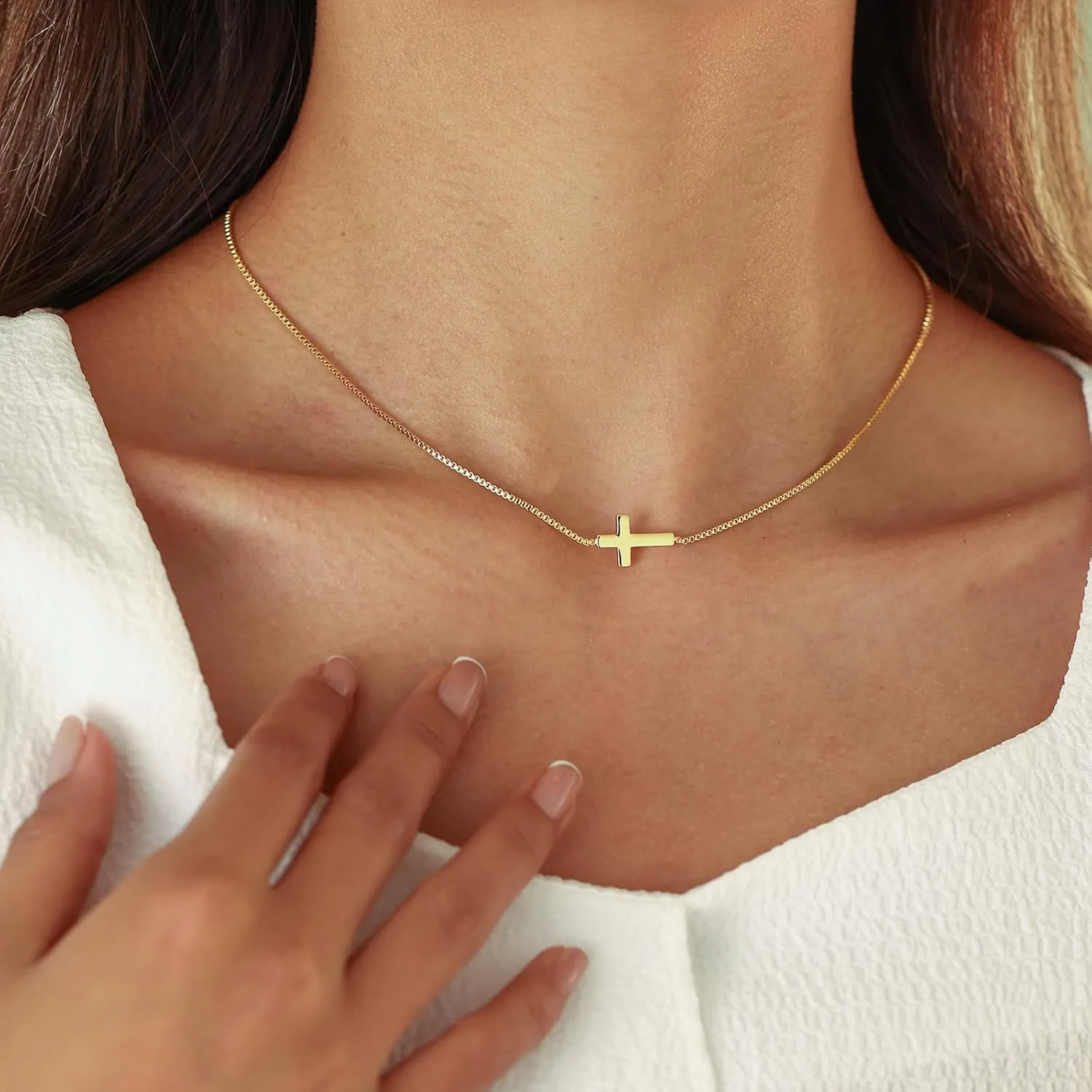 Cross Necklace for Women, Dainty 14K Gold Plated Cross Pendant Small Cross Choker Cute Gold Necklaces for Women Trendy Faith Jewelry