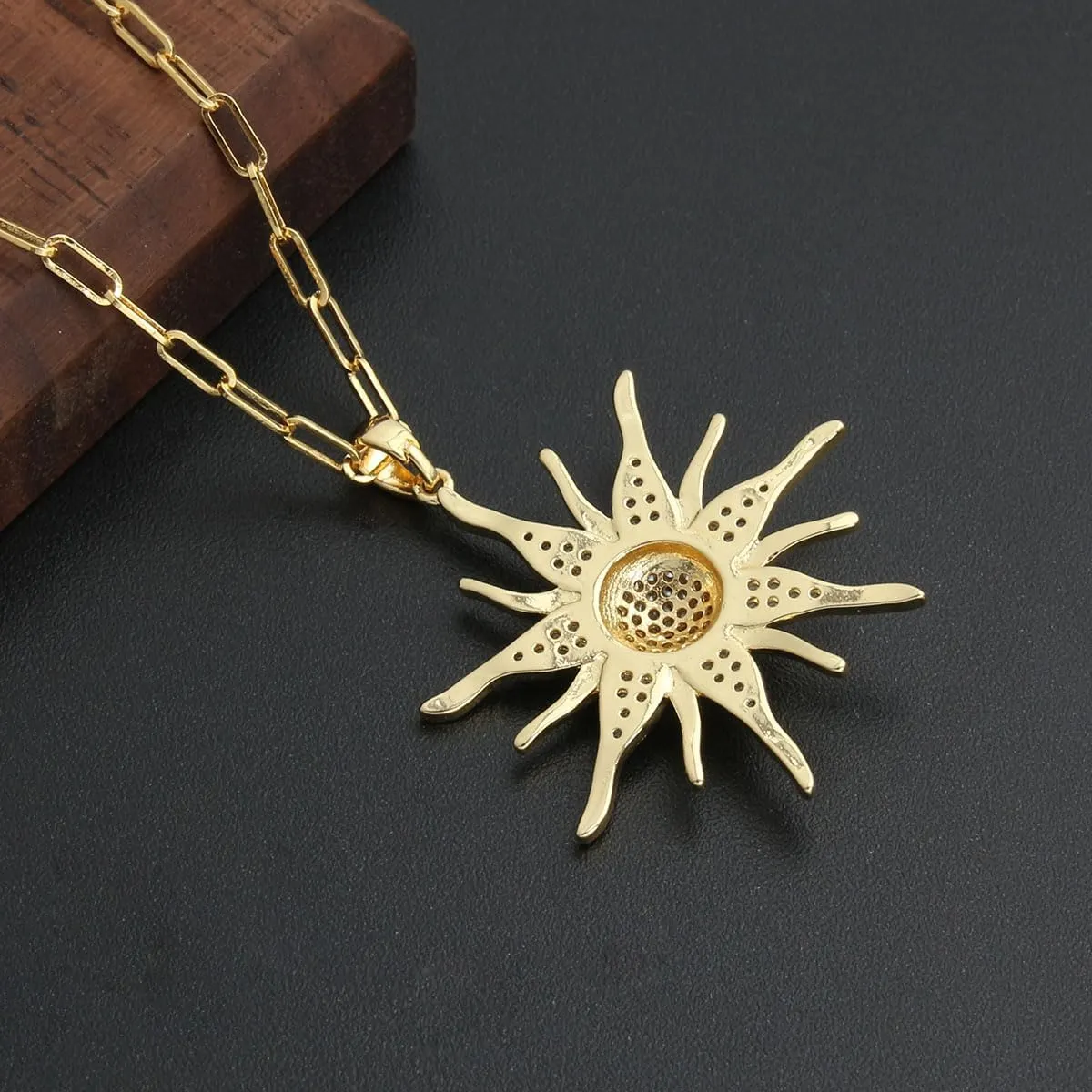 Dainty Layered Choker Necklace Gold Plated Sun Chunky Heart Necklaces Stackable Paperclip Chain Layering Jewelry For Women