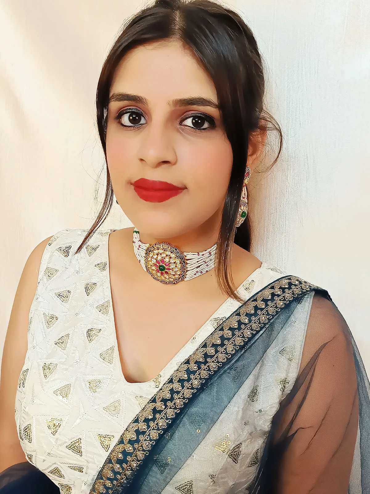 Designer Gold Plated Royal Kundan & Choker Style Necklace With Earrings (D396)