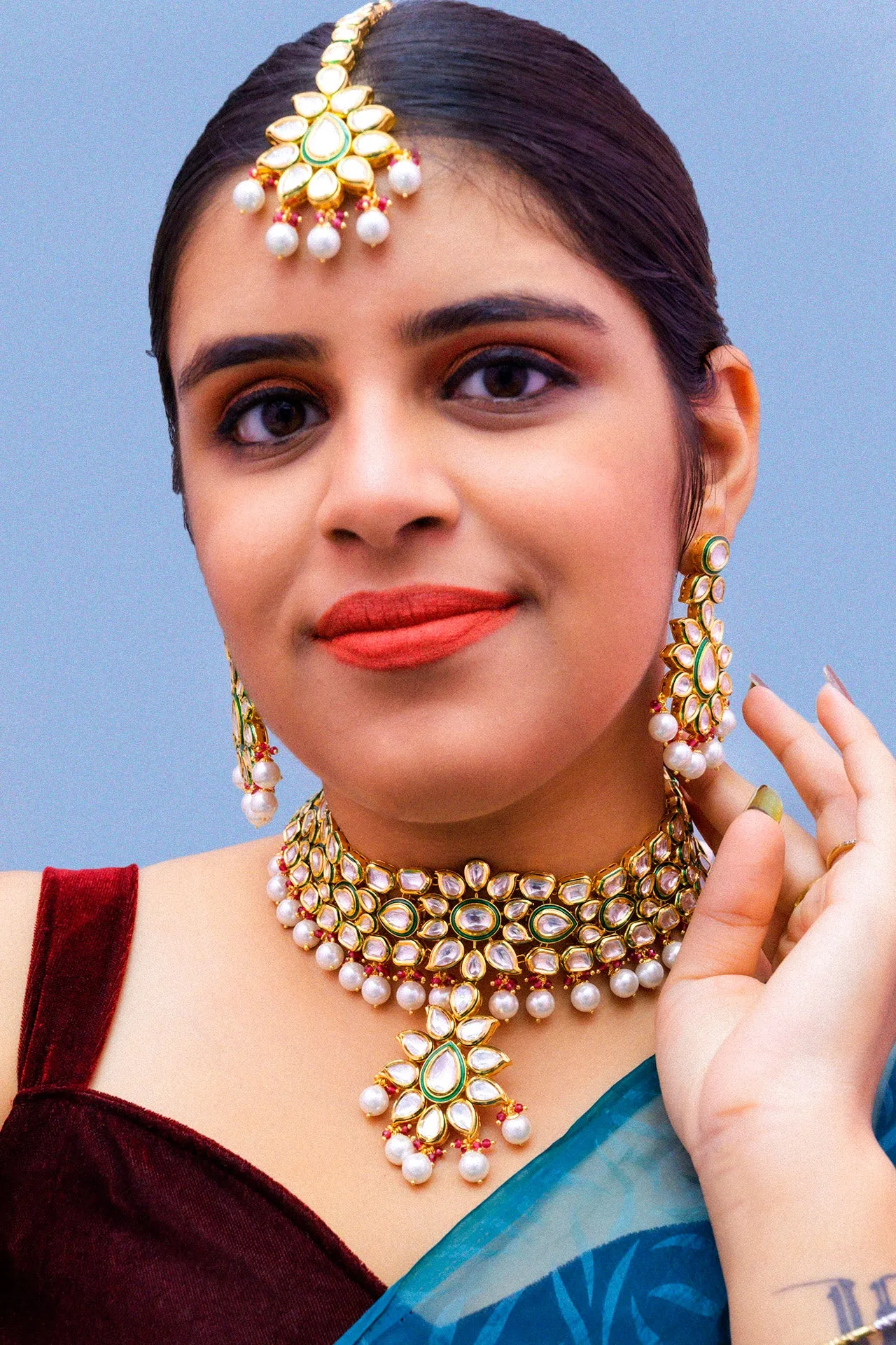 Designer Gold Plated Royal Kundan Choker Style Necklace with Earrings (D878)