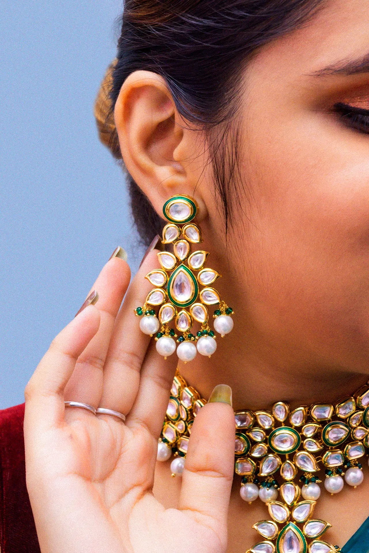 Designer Gold Plated Royal Kundan Choker Style Necklace with Earrings (D878)