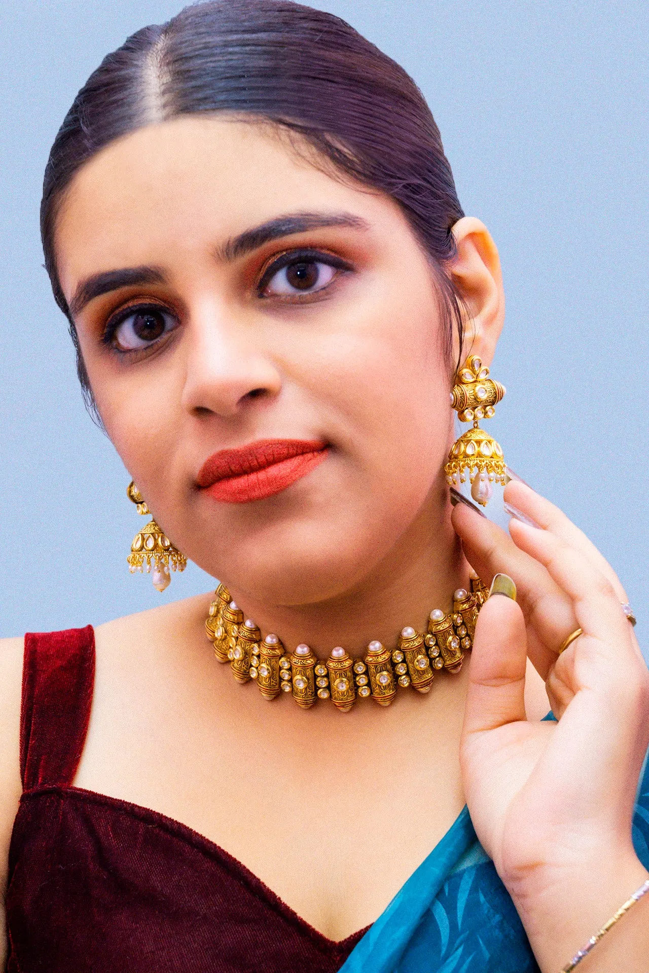 Designer Gold Plated Royal Kundan Choker Style Necklace with Earrings (D885)