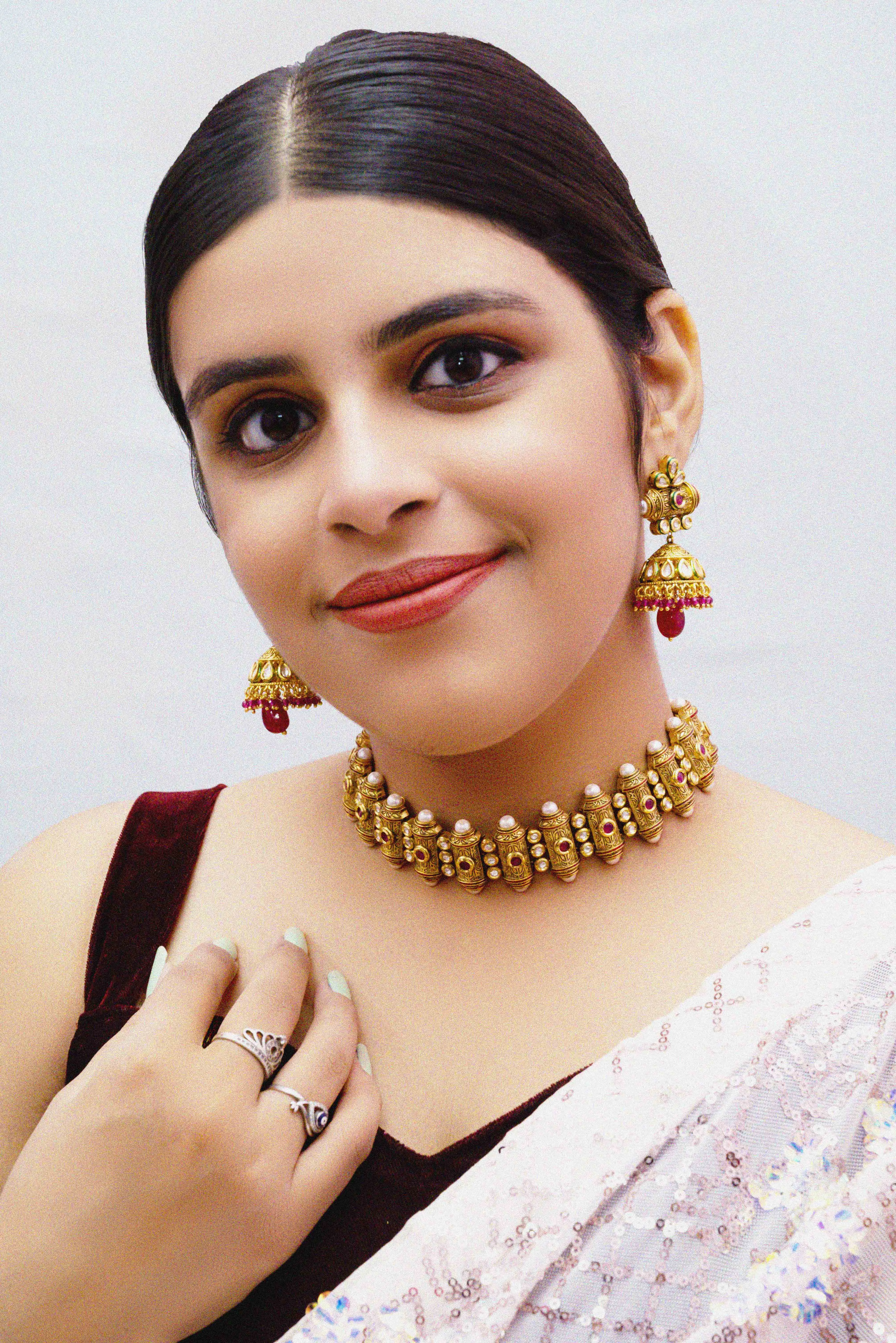 Designer Gold Plated Royal Kundan Choker Style Necklace with Earrings (D885)