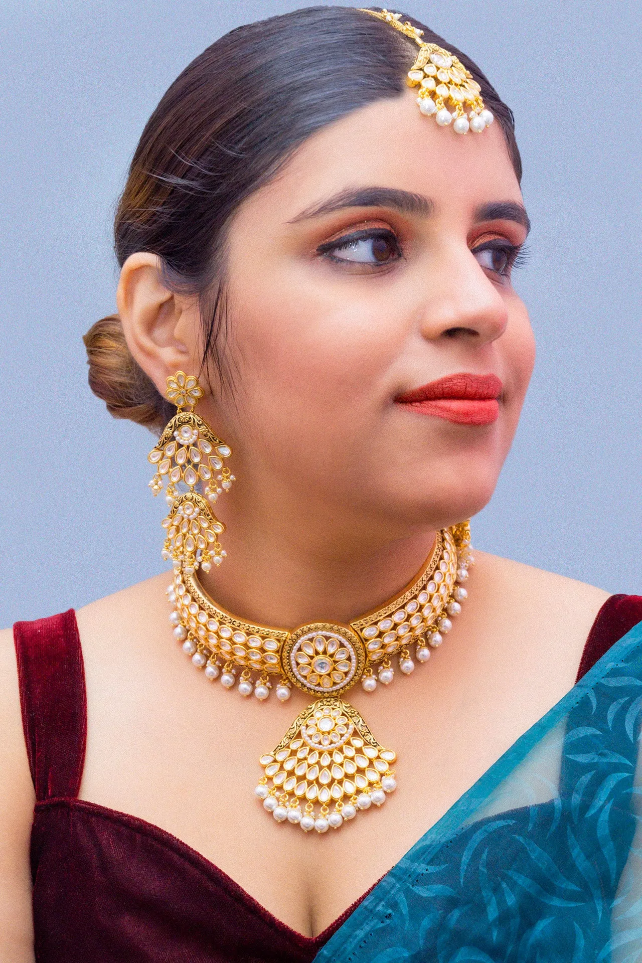 Designer Gold Plated Royal Kundan Choker Style Necklace with Earrings (D887)