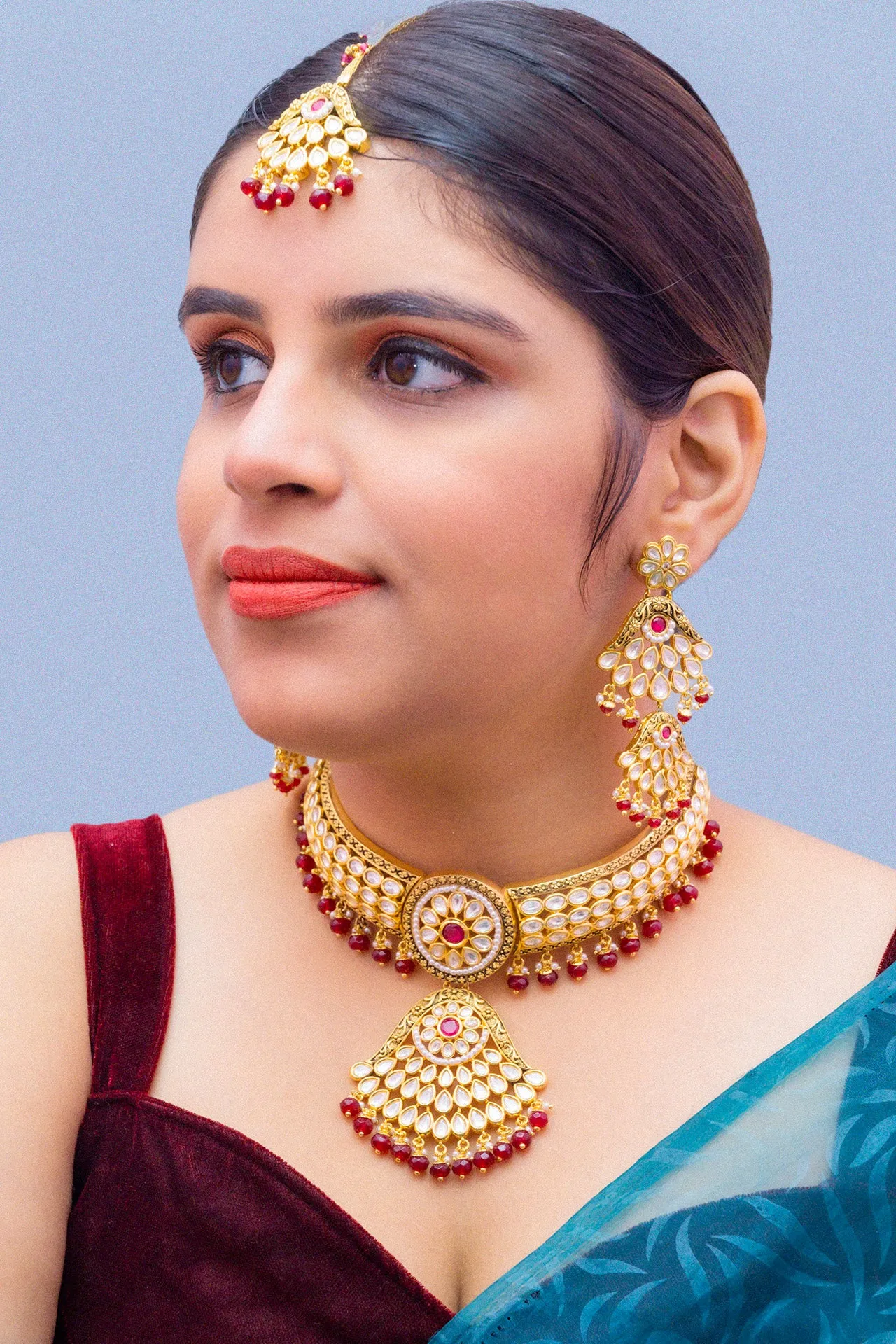 Designer Gold Plated Royal Kundan Choker Style Necklace with Earrings (D887)
