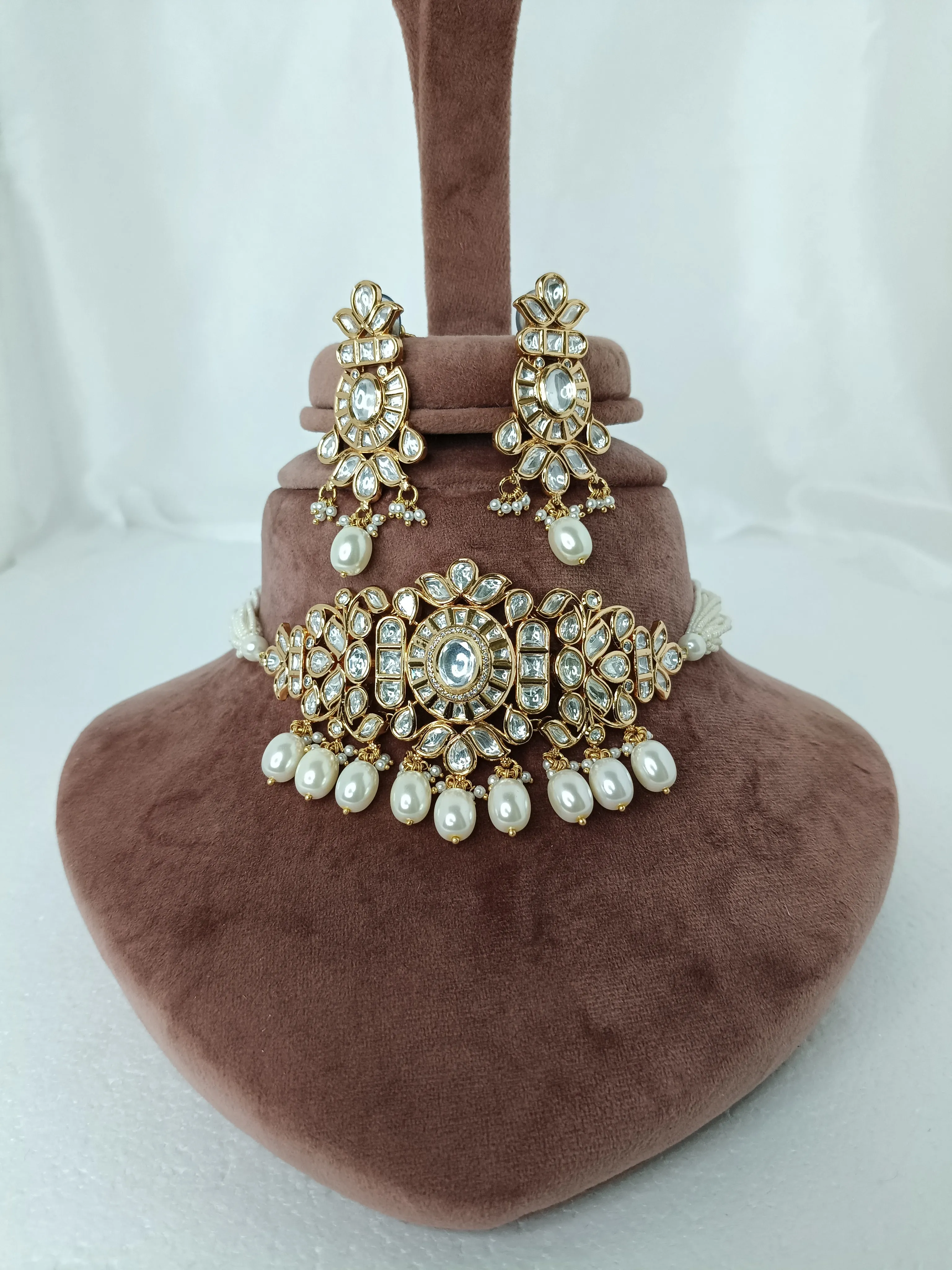 Designer Gold Plated Royal Kundan Choker Style Necklace with Earrings (D978)