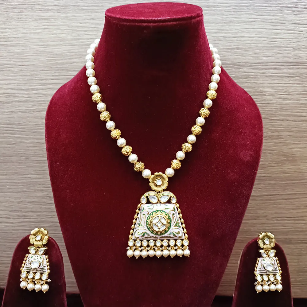 Designer Gold Plated Royal Kundan Pendant Set (D331)