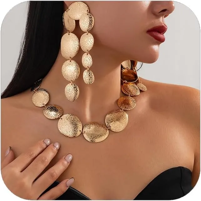 Elegant Gold Choker Necklace and Earring Set for Women, Textured Jewelry Set, Statement Necklace & Drop Earrings for Parties and Events