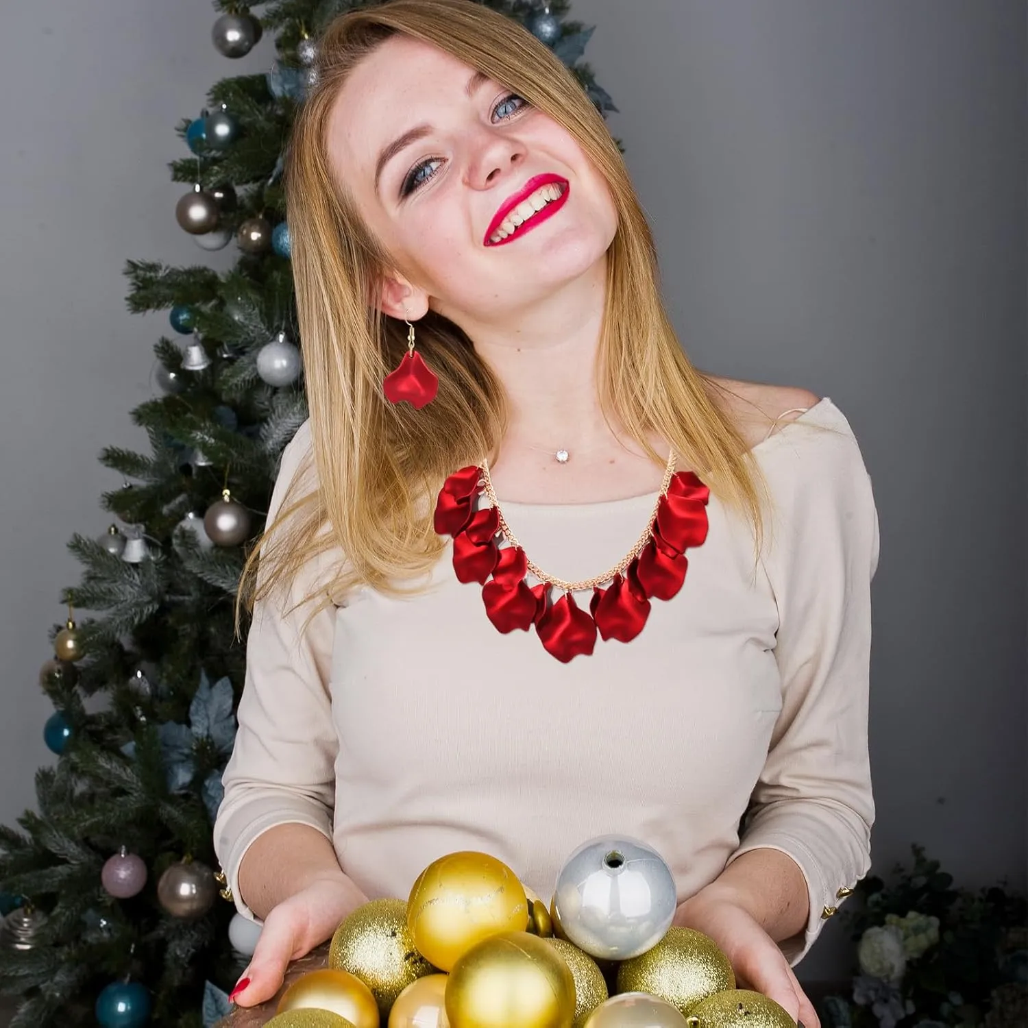 FAERLIIRY Flower Petal Necklace Earrings Set Layered Statement Necklace Beaded Necklace Jewelry Set for Women Summer Necklace Earrings