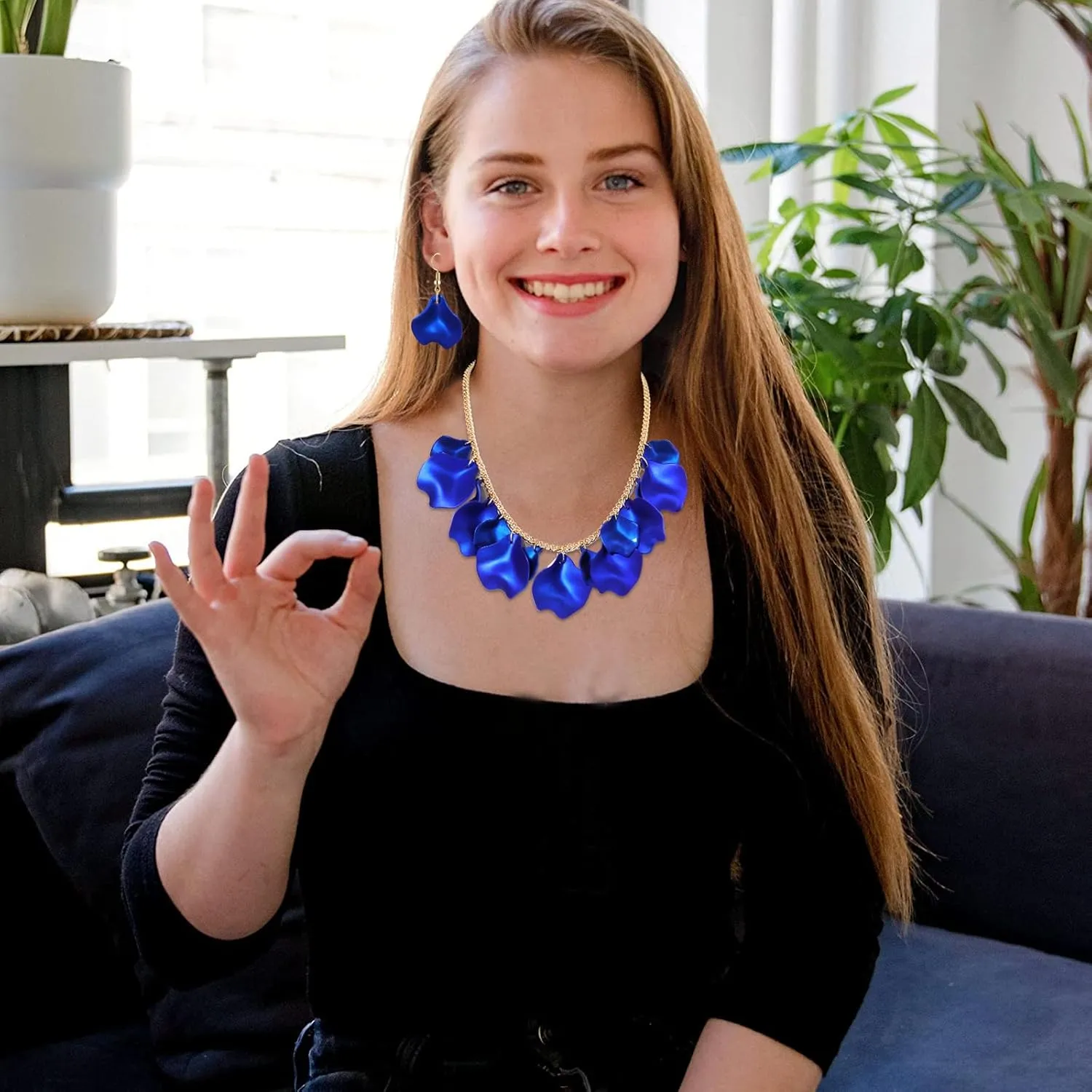 FAERLIIRY Flower Petal Necklace Earrings Set Layered Statement Necklace Beaded Necklace Jewelry Set for Women Summer Necklace Earrings