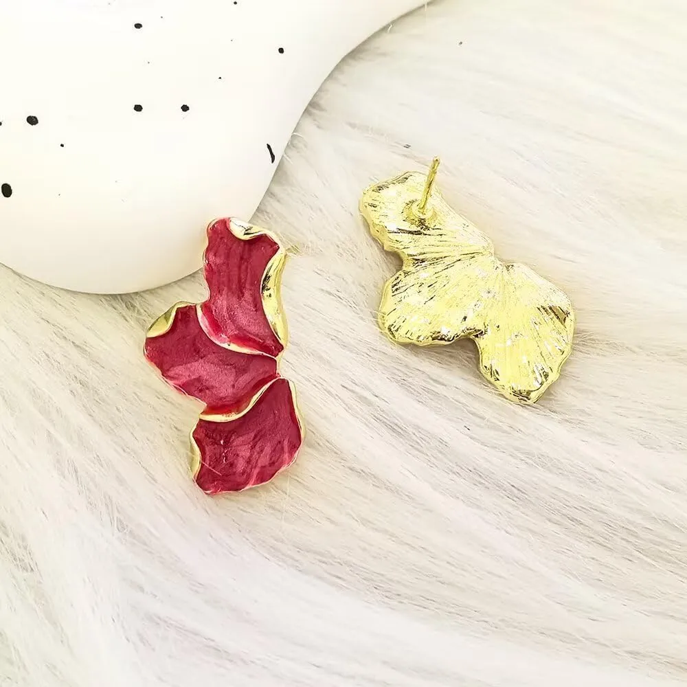 Flower Earrings for Women Colorful Enamel Irregular Petal Earring Statement Earrings for Women Gold Plated Stud Floral Earrings Summer Jewelry Gift