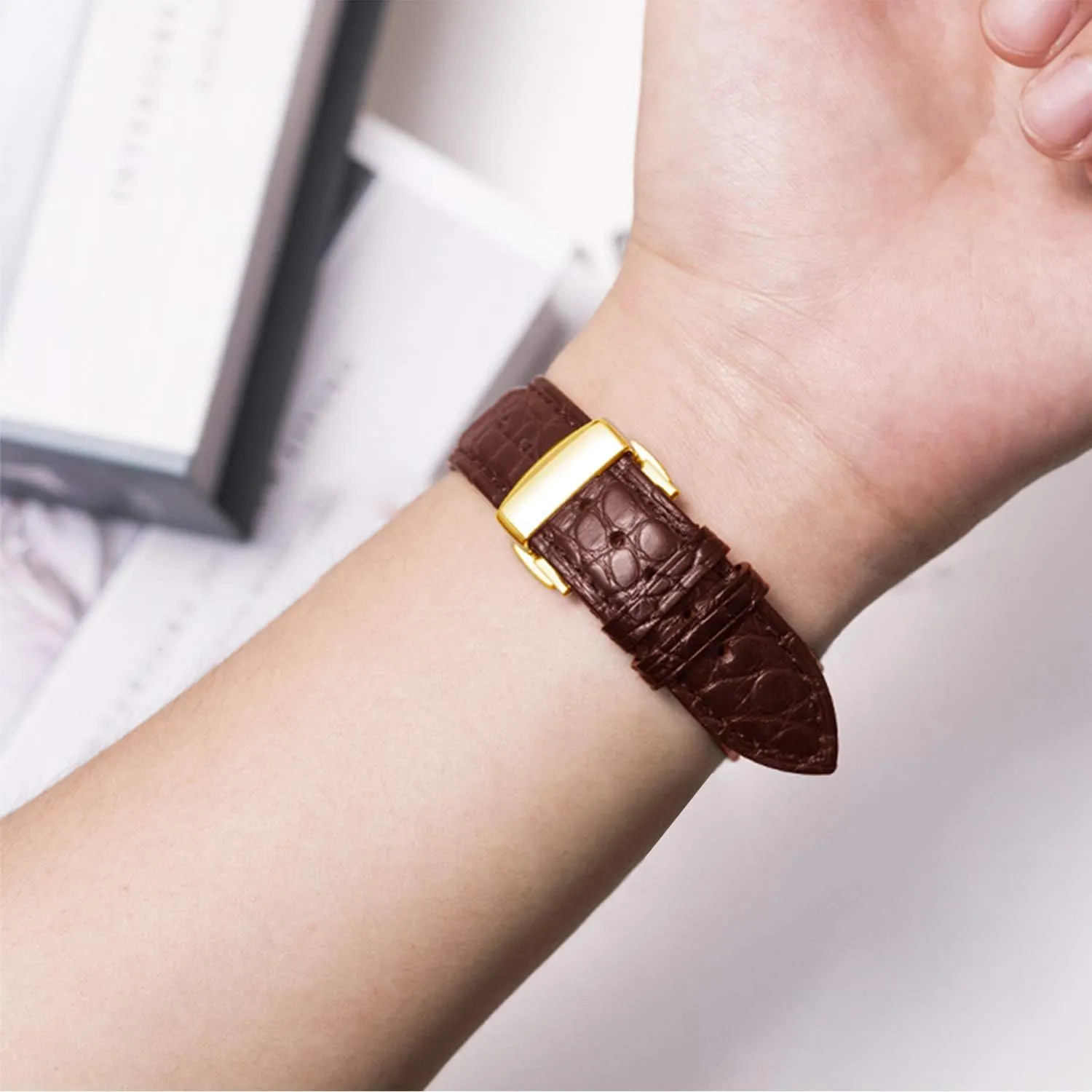 Genuine Leather Band Alligator and Cowhide Replacement Deployment Buckle Watch strap18mm to 24mm Crocodile Leather Strap for Men's and Women's