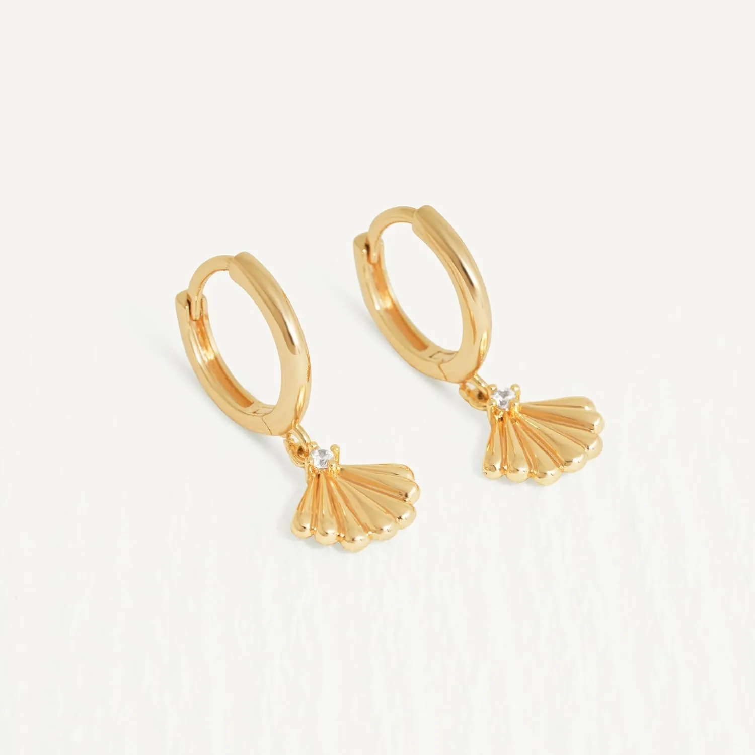 Gold Huggie Hoop Earrings for Women 14K Gold Plated Cubic Zirconia Drop Dangle Earring Hypoallergenic Gold Jewelry Gifts