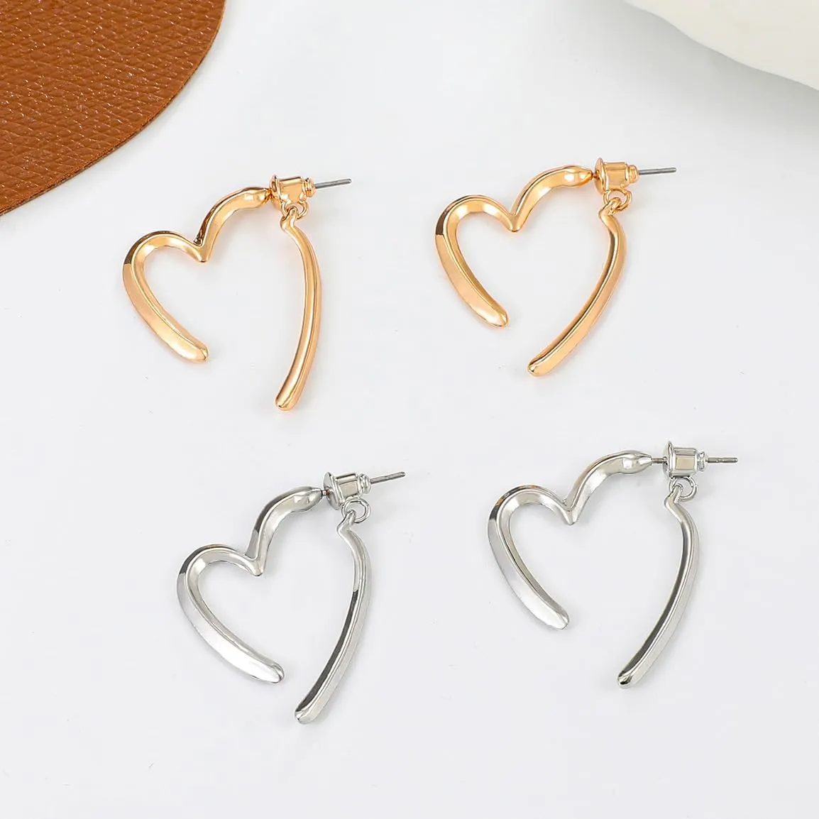 Heart Hoop Earrings For Women Dainty Simple Hypoallergenic Irregular Gold Silver Open Heart Stud Earrings Jewelry Gifts