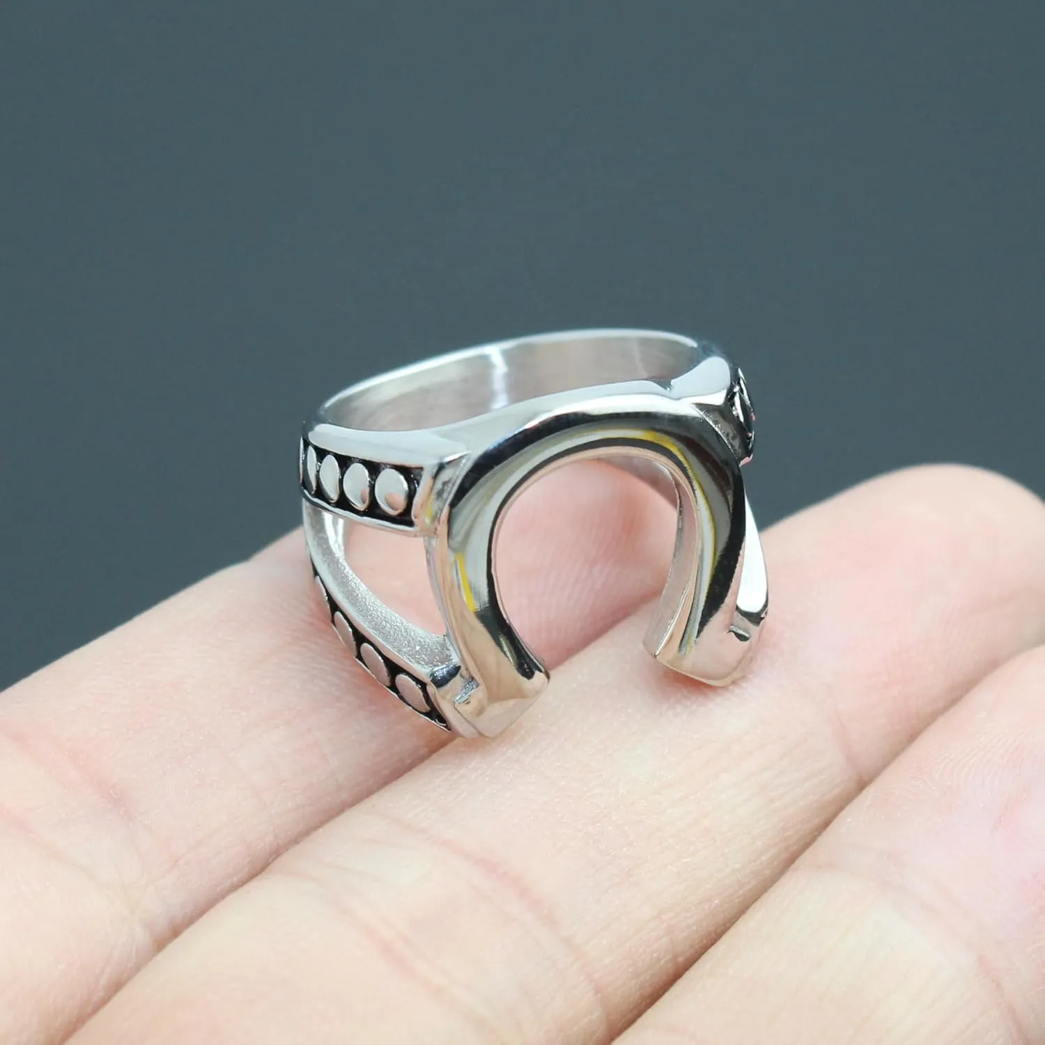 Horseshoe Ring Stainless Steel Mens Jewelry Ring Tv Props Replica US Size 7 8 9 10 11 12#