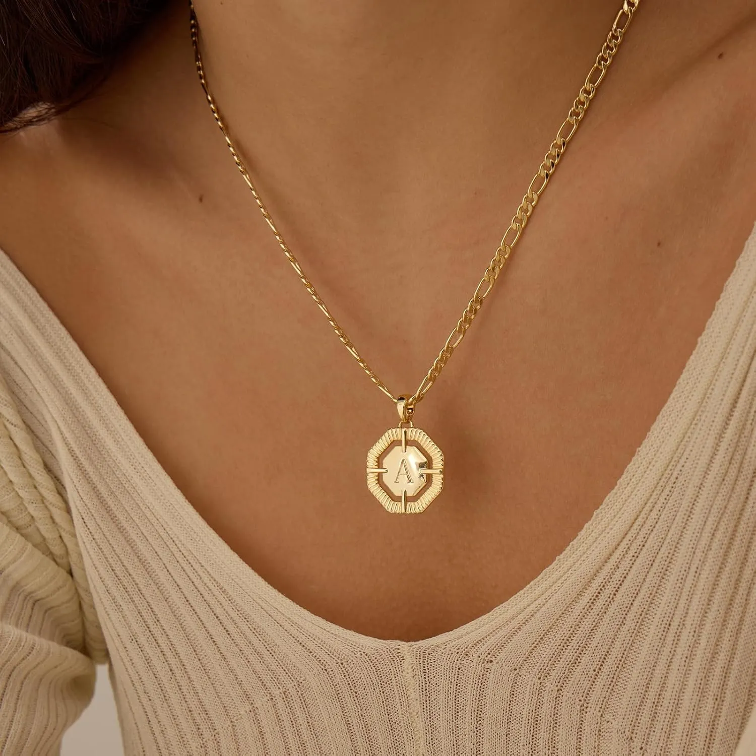 Initial Necklace for Women, 14k Gold Plated letter Necklace Dainty Gold Octagonal Necklace Figaro Chain Name Necklace Personalized Initial Octagonal Pendant Necklace for Women Trendy Gold Jewelry