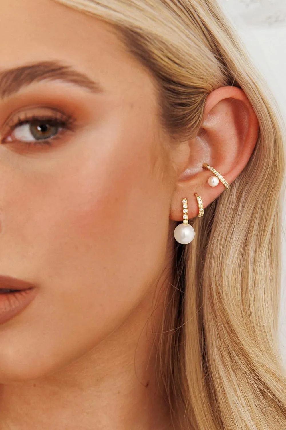 Pearl Earrings for Women, Trendy Pearl Ear Cuff Earring Set 14K Gold Plated Hypoallergenic Cartilage Earrings Small Gold Drop Hoop Huggie Earrings Diamond Stud Earrings Piercing Jewelry Gift