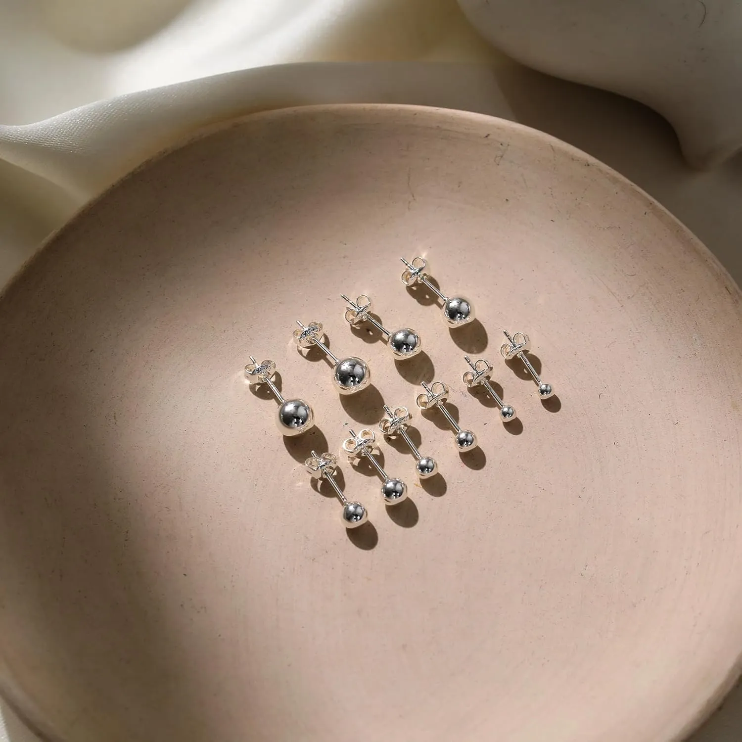 PRETOLE 8 Pairs Sterling Silver Stud Earrings for Women,14K Gold Plated Stud Earrings Set for Women Hypoallergenic Stud Earrings Cubic Zirconia Stud Earrings Small Stud Earrings for Women