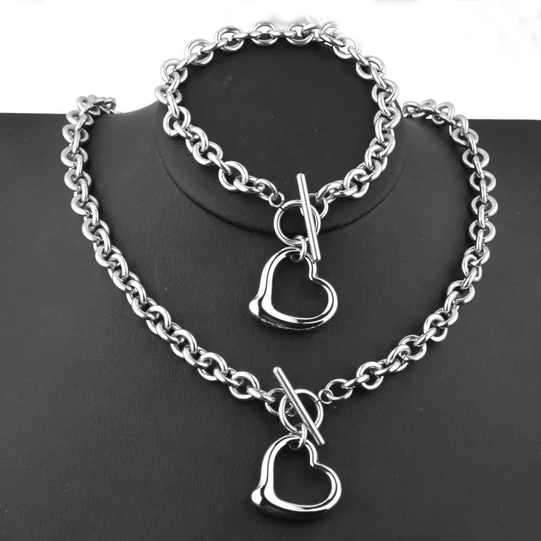 Puffs Heart Choker Necklace Bracelet Set for Women Gold/Silver Heart Pendant Necklace Bracelet Punky Pledge Necklace Bracelet Set Dainty Chunky Link Chain Choker Necklaces for Women