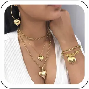 Punk Love Heart Pendant Necklace Multilayer Heart Necklace Chain Puffy Heart Choker Necklaces Gold Love Charm Necklace Jewelry for Women