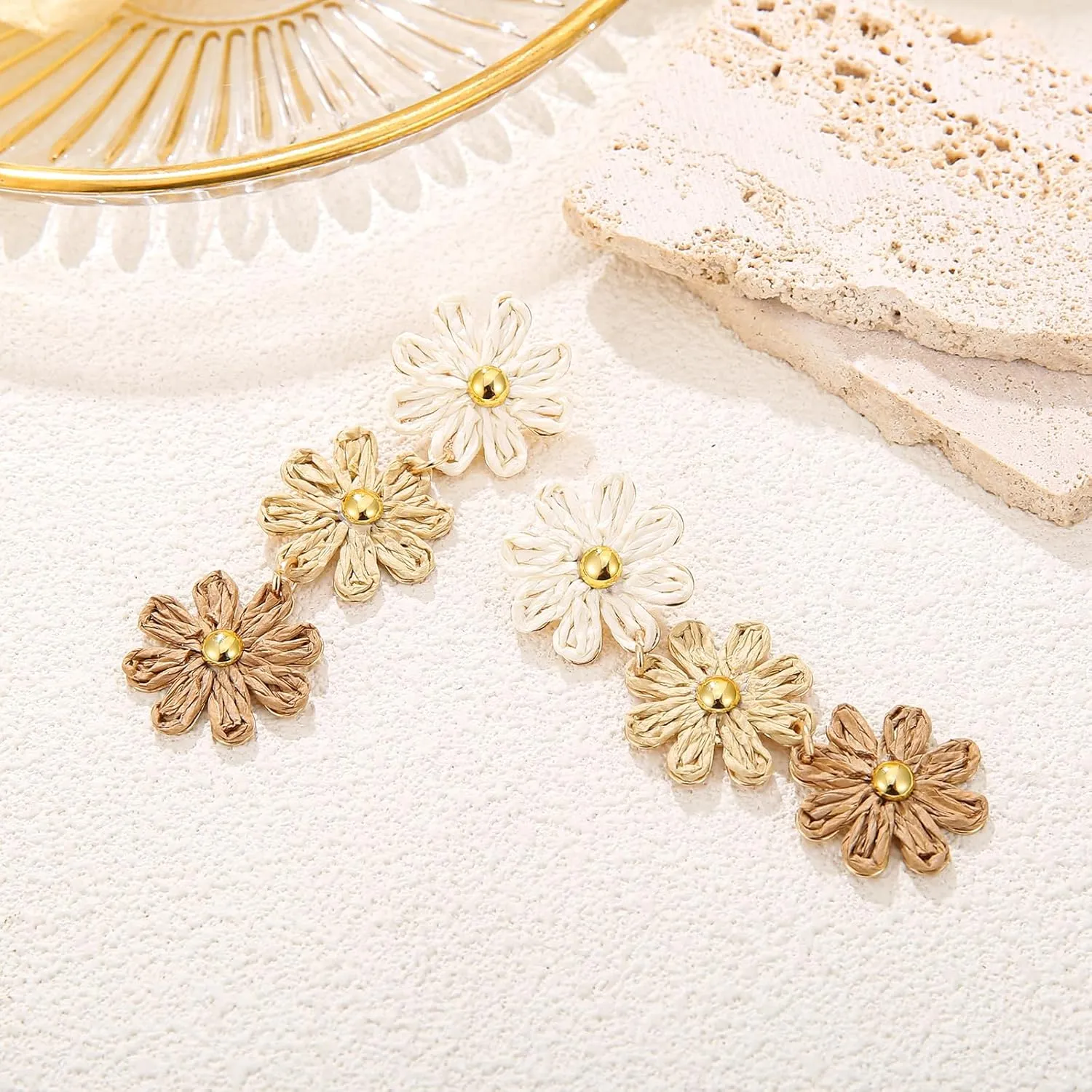 Raffia Daisy Flower Earrings, Raffia Straw Wrapped Daisy Drop Dangle Earrings Summer Tropical Beach Jewelry