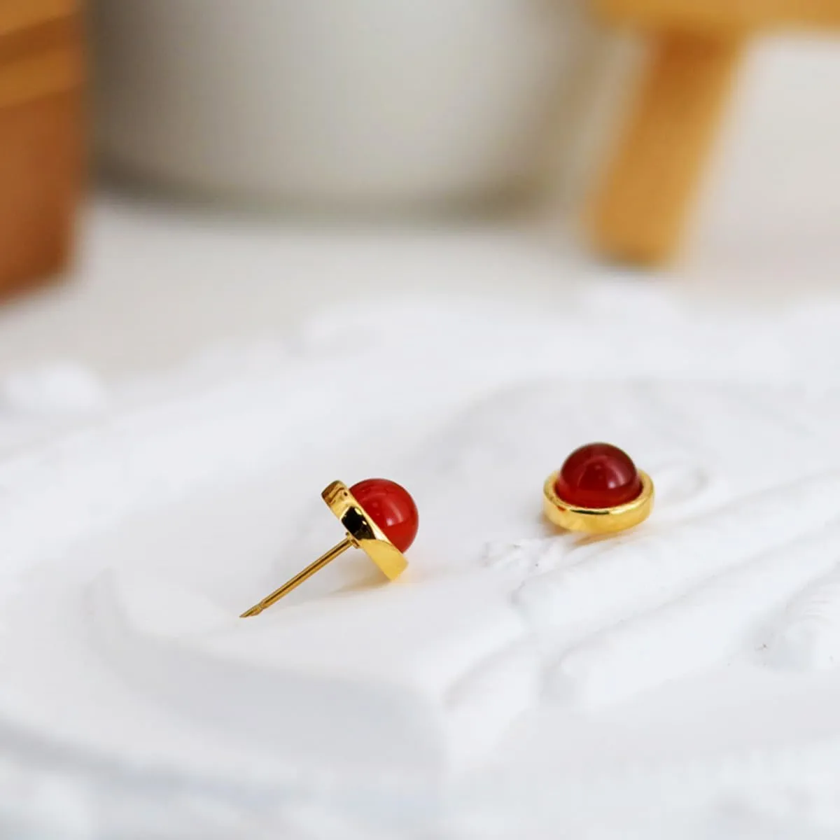 Small Ball Bezel Stud Earrings for Women Gold Plated Stainless Steel Minimalist Round Red Green Stone Earring Cute Geometric Studs Chic Jewelry Gifs for Holiday