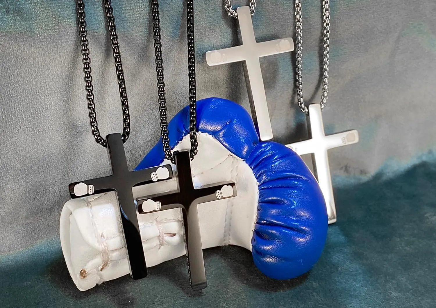 Stainless Steel Boxing Gloves Cross Necklaces Boxing sports Faiths Jewelry Fighting Mixed Martial Arts Athletic teammates Pendant with chain
