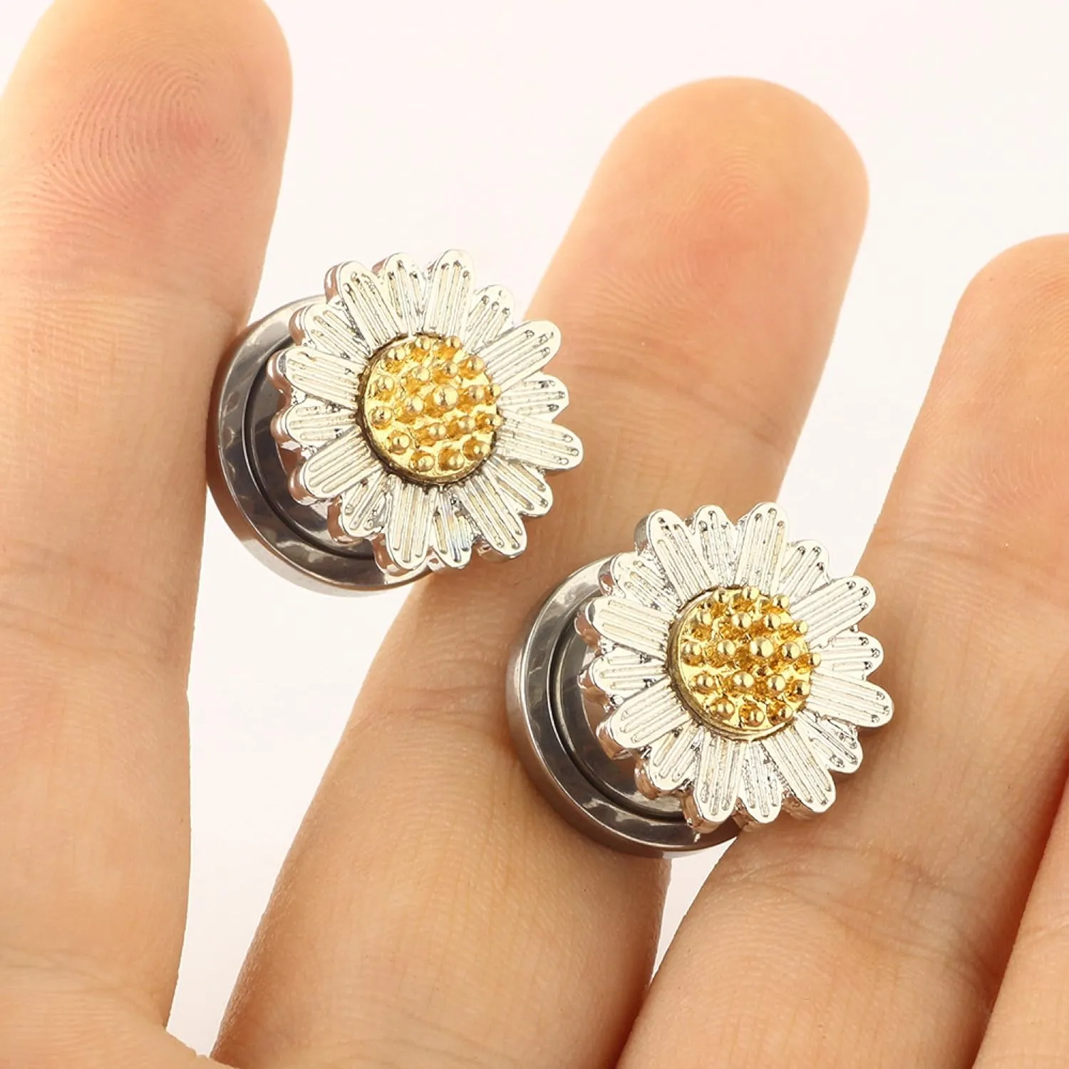 Tunnels Gauges, 2PCS Stainless Steel Tunnel Set Fashion Flower Ear Gauges Tunnels Stretcher Jewelry